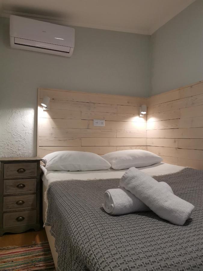 Hostel Nomad Tbilisi Esterno foto