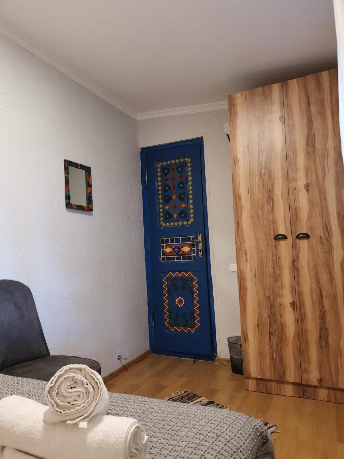 Hostel Nomad Tbilisi Esterno foto